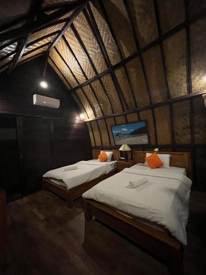 Holy Hills Bungalow Nusa Penida Batumadeg Екстер'єр фото