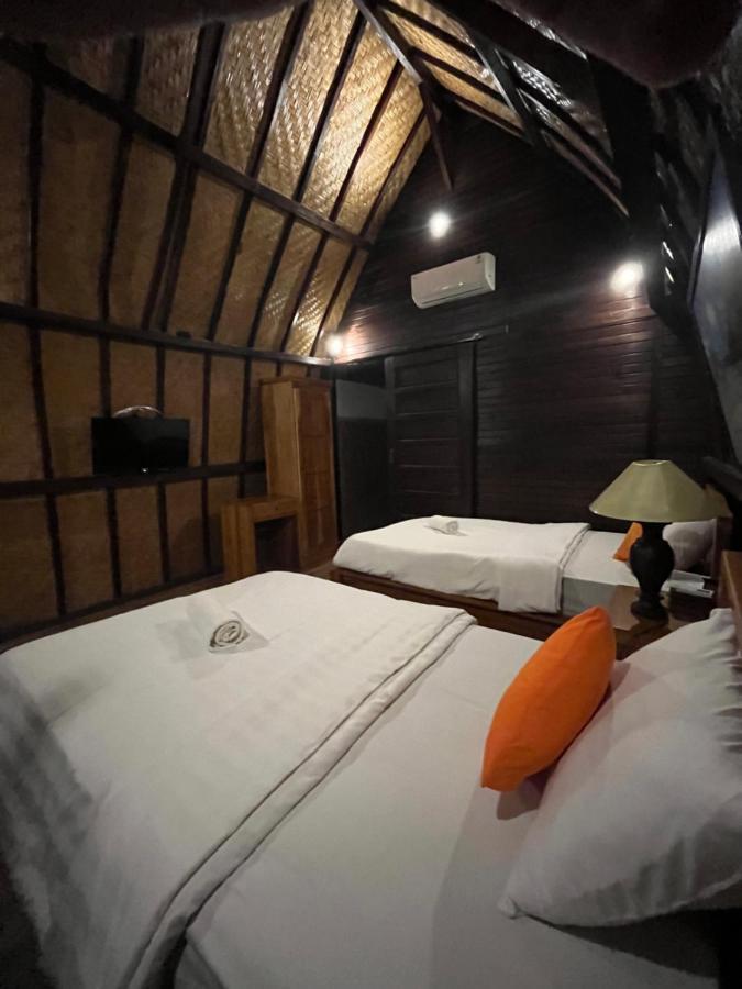 Holy Hills Bungalow Nusa Penida Batumadeg Екстер'єр фото
