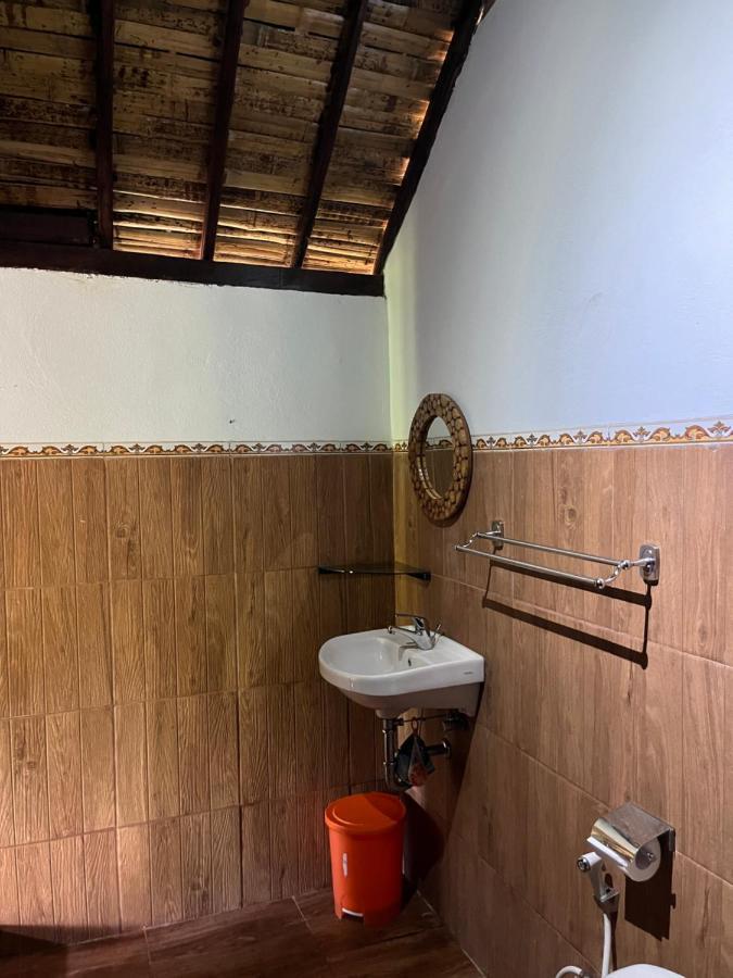 Holy Hills Bungalow Nusa Penida Batumadeg Екстер'єр фото