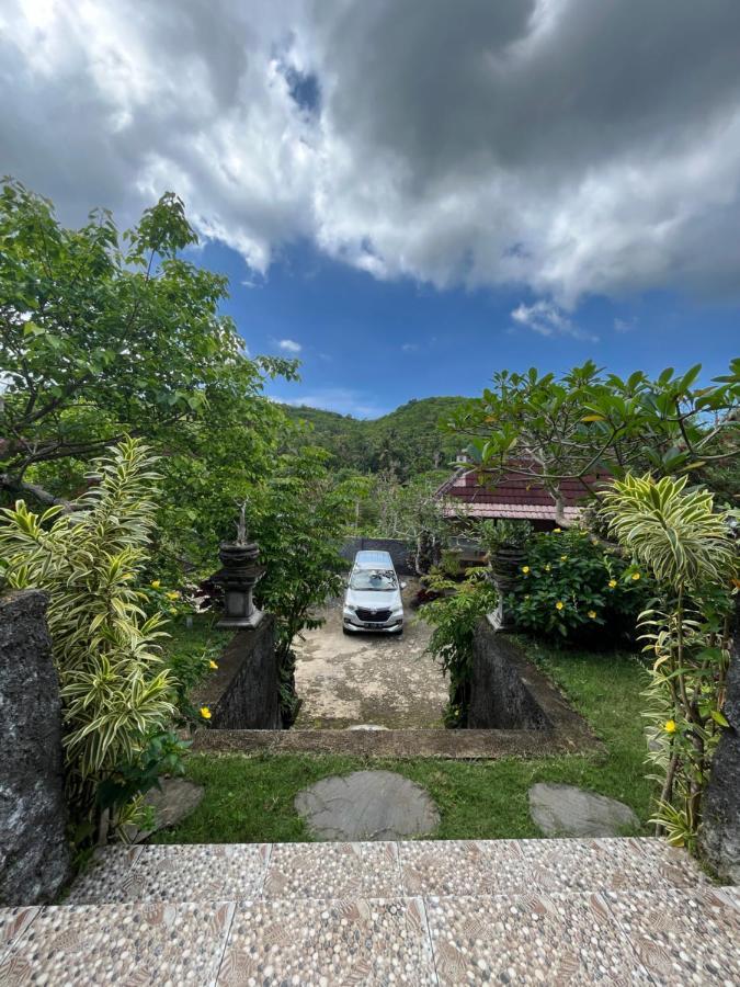 Holy Hills Bungalow Nusa Penida Batumadeg Екстер'єр фото