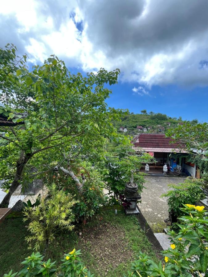 Holy Hills Bungalow Nusa Penida Batumadeg Екстер'єр фото