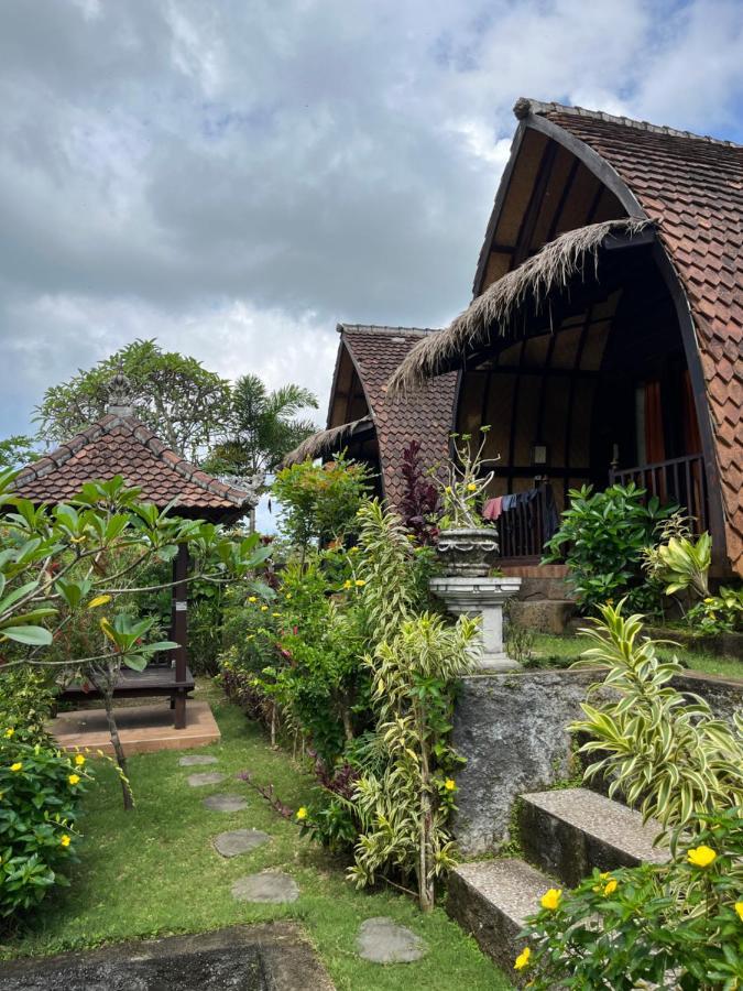 Holy Hills Bungalow Nusa Penida Batumadeg Екстер'єр фото