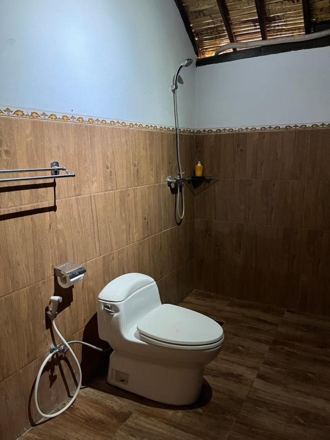 Holy Hills Bungalow Nusa Penida Batumadeg Екстер'єр фото