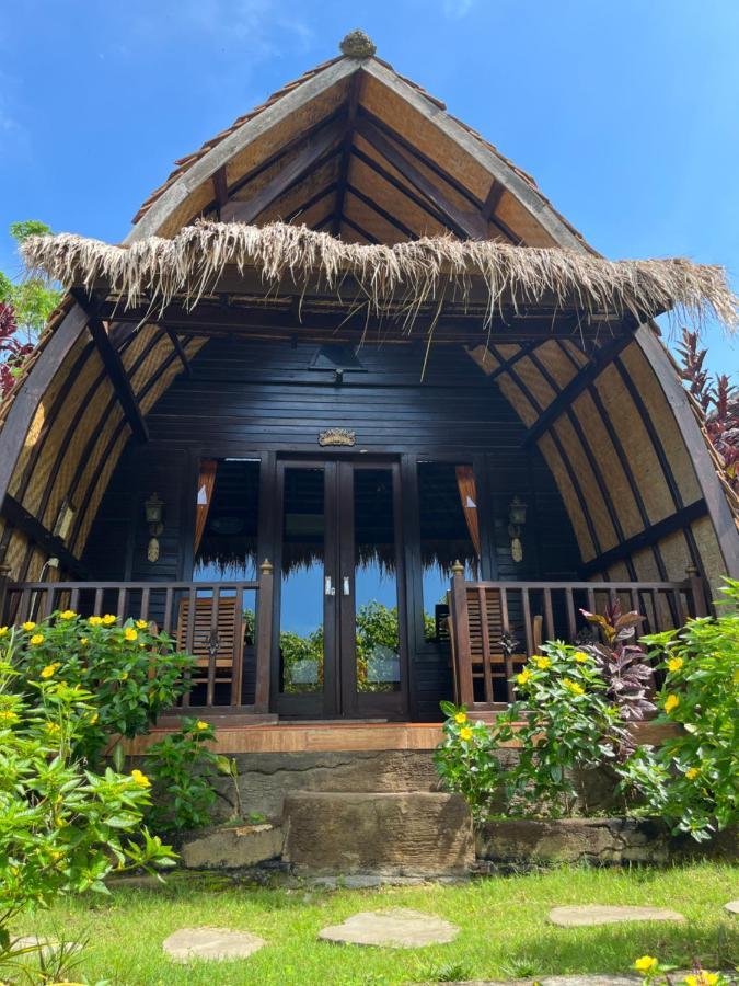 Holy Hills Bungalow Nusa Penida Batumadeg Екстер'єр фото