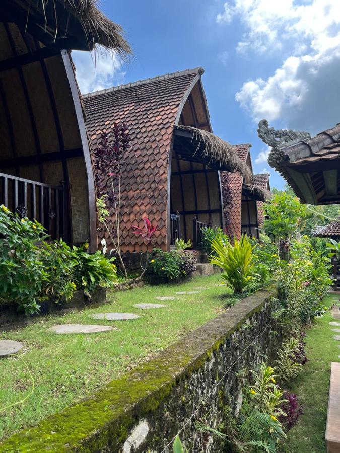 Holy Hills Bungalow Nusa Penida Batumadeg Екстер'єр фото