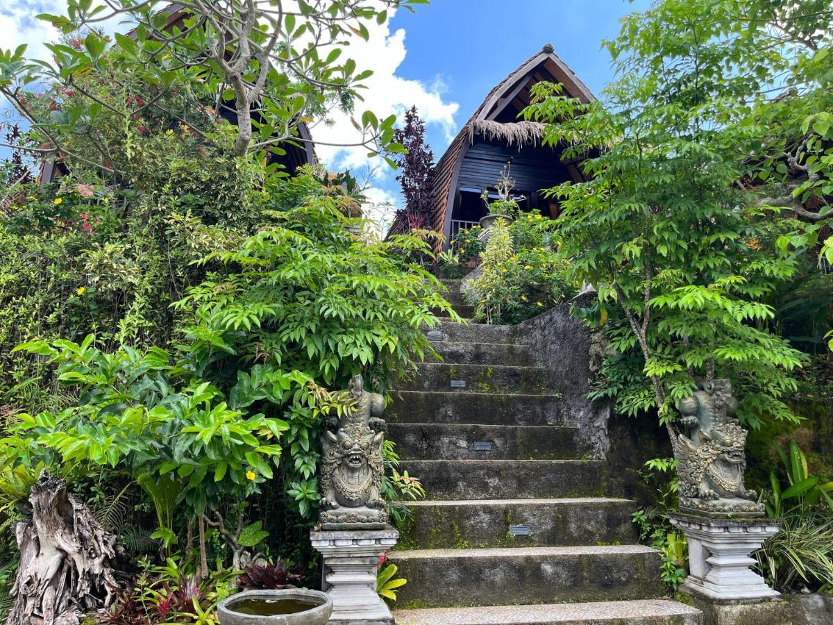 Holy Hills Bungalow Nusa Penida Batumadeg Екстер'єр фото